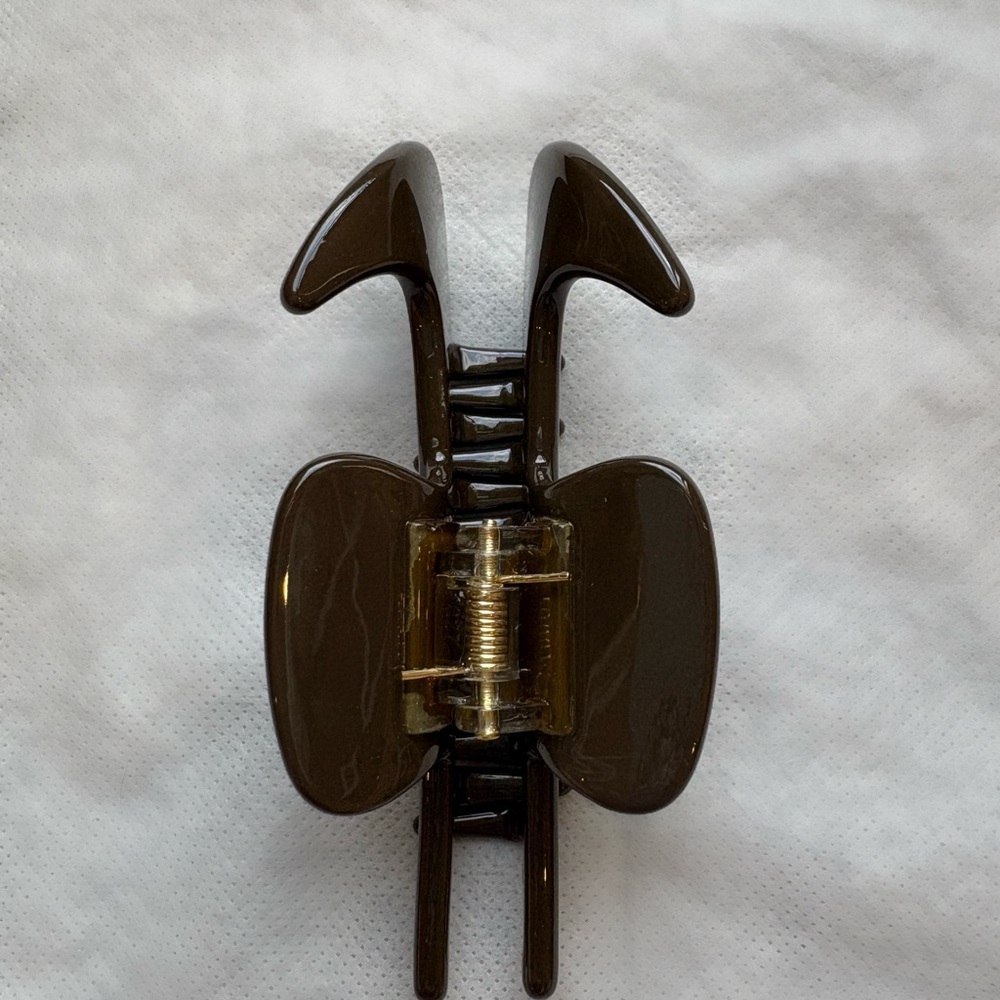 SKIMS Nike Hair Clip - Dark Brown | Limited Edition LA Store - Picture 3 of 6
